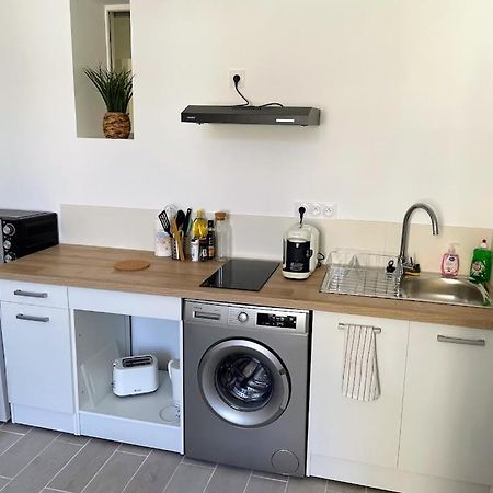 Le Cosy - T2 Avec Petite Cour Dans Centre Historique De Nerac Appartement Buitenkant foto
