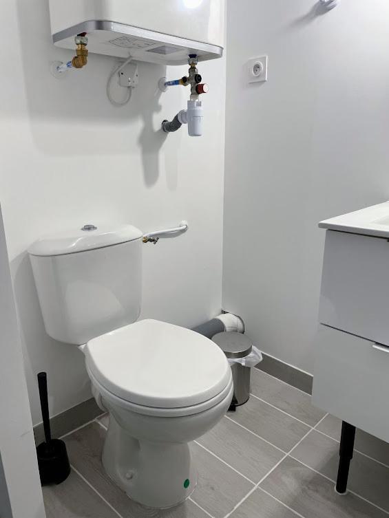 Le Cosy - T2 Avec Petite Cour Dans Centre Historique De Nerac Appartement Buitenkant foto